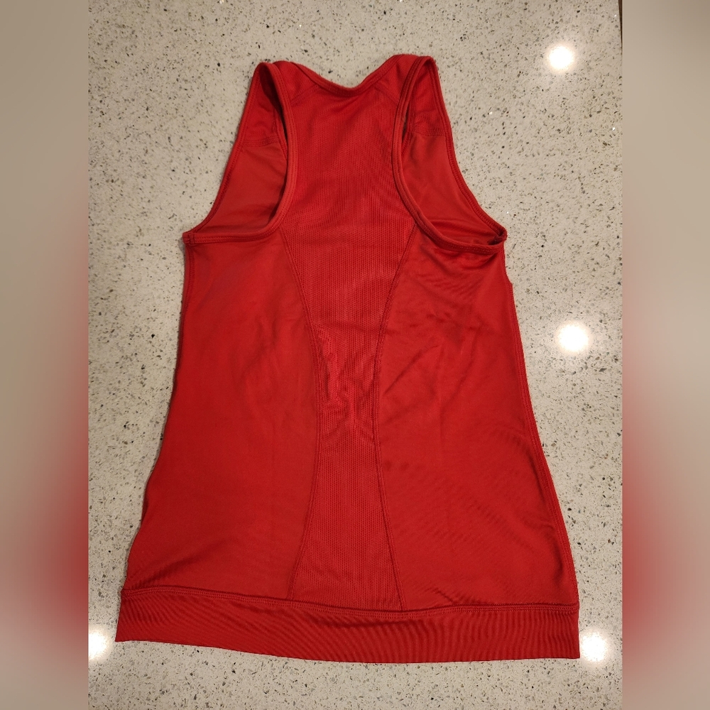Red Champion workout tank XS - Picture 2 of 4